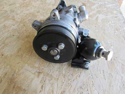 BMW Power Steering Pump 200/127 Bar 32416767244 E60 545i 550i E63 650i3